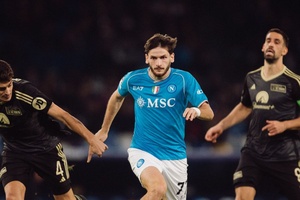 Liga Campões: Mário Rui assiste no empate do Nápoles com Union Berlim