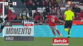 Liga Portugal Betclic: Benfica vs Nacional, Jogada Kökçü, 29' (2024-2025)