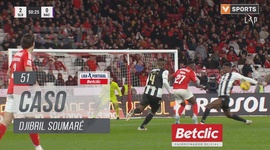 Liga Portugal Betclic: Benfica vs Nacional, Caso Djibril Soumaré, 51' (2024-2025)