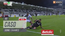 Liga Portugal Betclic: Moreirense vs V. Guimarães, Caso Sidnei Tavares, 49' (2024-2025)