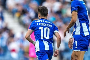 FC Porto: O minimercado do Sr. Francisco