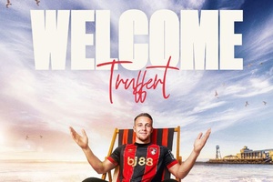 OFICIAL: AFC Bournemouth anuncia contratação de Adrien Truffert ao Rennes