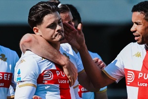 Vitinha celebra aniversário com golo na vitória do Génova