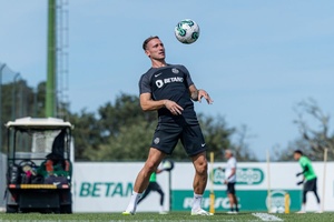 Nuno Santos regressa aos treinos do Sporting após 458 dias