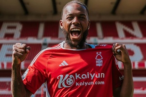 OFICIAL: Nuno Tavares emprestado pelo Arsenal ao Nottingham Forest