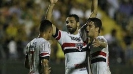 Paulista: Novorizontino 2 - 2 São Paulo (2017)