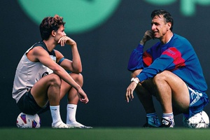 Barcelona: Catalães destacam semelhanças entre João Félix e a lenda Johan Cruyff