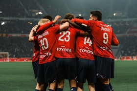 Lille dá volta ao Marselha e sobe na corrida europeia