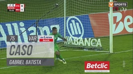 Liga Portugal Betclic: Santa Clara vs Sp. Braga, Caso Gabriel Batista (VAR), 75' (2024-2025)
