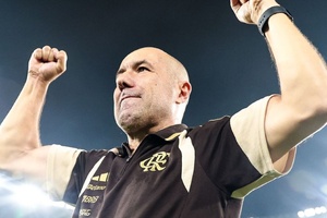 Flamengo de Leonardo Jardim vence e lidera grupo na estreia da Libertadores