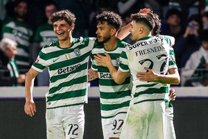 I Liga: Sporting atinge Benfica e pressiona Porto com goleada