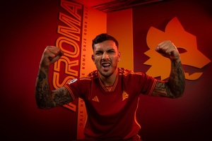 OFICIAL: Roma paga 4 milhões de euros ao PSG e Leandro Paredes é reforço para José Mourinho