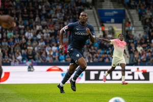 OFICIAL: Mathis Clairicia é reforço do Alverca por empréstimo do Bochum