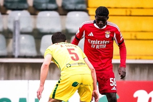 Paços de Ferreira sai da zona de descida com triunfo sobre Benfica B