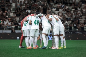Palmeiras e Grêmio falham triunfo na estreia do Brasileirão