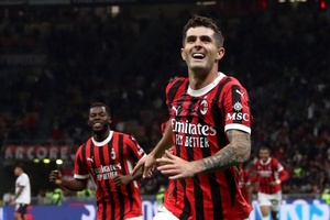 AC Milan de Sérgio Conceição sobe na tabela com triunfo sobre Bolonha
