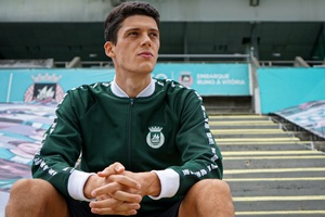 Mercado: Defesa croata Renato Pantalon reforça Rio Ave