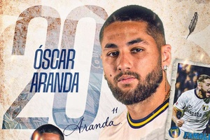 Famalicão renova com extremo espanhol Óscar Aranda até 2028