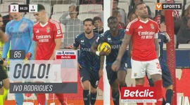 Liga Portugal Betclic: Benfica vs Moreirense, Golo 3-2 Ivo Rodrigues (2024-2025)