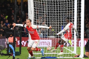 Inglaterra: Arsenal recupera de desvantagem de dois golos e empata frente ao Chelsea