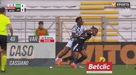 Liga Portugal Betclic: Moreirense vs Casa Pia, Caso Cassiano (VAR), 49' (2024-2025)