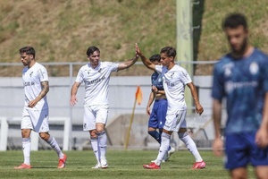 Vitória e Feirense empatam em jogo de pré-temporada à porta fechada