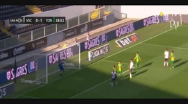 Liga NOS: V. Guimarães (1-1) Tondela, Golo O. Estupiñán, 39m (2020-2021)