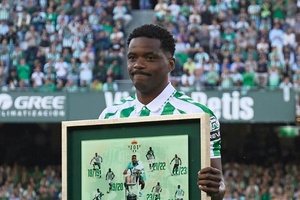William Carvalho deixa o Betis após sete temporadas e 223 jogos