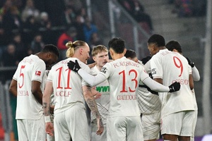 Alemanha: Leipzig empata em Augsburgo e falha colagem ao terceiro lugar da Bundesliga