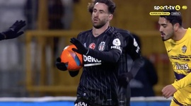 Super Ligi: Eyüpspor vs Besiktas, Golo 1-1 Rafa Silva (2024-2025)