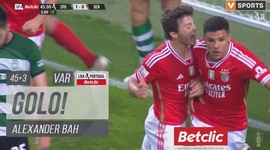 Liga Portugal Betclic: Sporting vs Benfica, Golo 1-1 Alexander Bah (2023-2024)