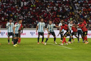 Governo angolano diz que gastou 500 mil euros no jogo particular com a Argentina