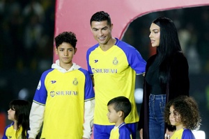 Cristiano Ronaldo Jr assina pelo Al Nassr e vai usar a camisa 7