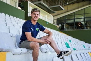 OFICIAL: Xabi Huarte assina pelo Tondela até 2028