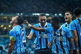 Grêmio sagra-se campeão gaúcho com empate no clássico