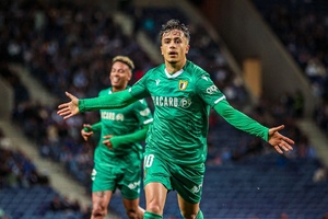 Mercado: FC Porto oferece sete milhões e empréstimo de Gonçalo Borges por Iván Jaime