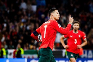 Portugal vence Espanha nos penáltis e conquista Liga das Nações