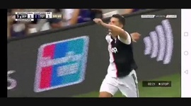 O golo de Cristiano Ronaldo frente ao Tottenham