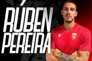 OFICIAL: Rúben Pereira reforça a defesa do Penafiel após deixar o Desp. Chaves