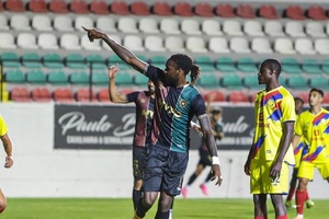 Comité da Superliga Africana condiciona participação do Petro de Luanda na competição