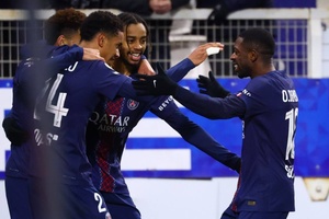Síntese: Reviravolta do PSG no Mónaco e goleada turca colocam Juventus em apuros